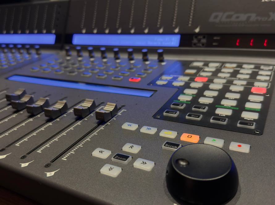 FSL muzički studio beograd demo, pesma, komponovanje, voiceover, snimanje, podkast, boris načić, gitara, klavir, folk, pop, rock, narodno, pesma, kompozicija, produkcija